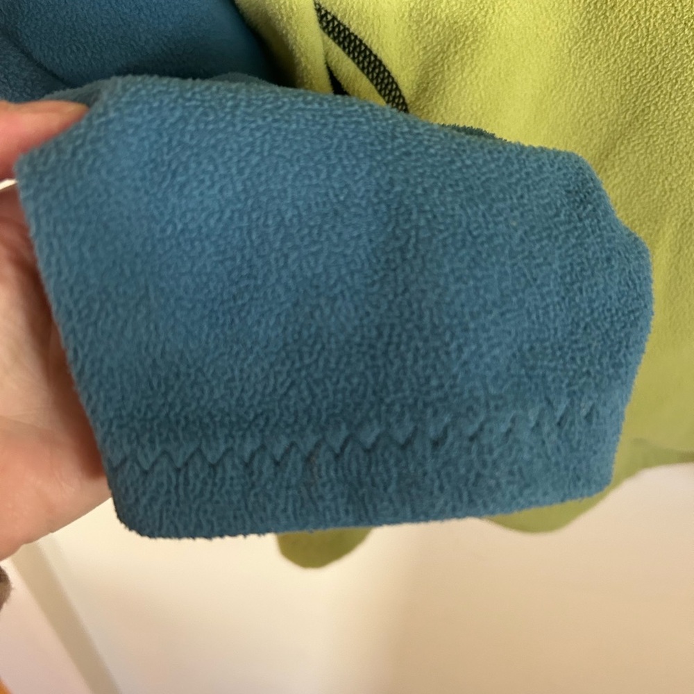 Melanzana Blue and Green Fleece Pullover - Picture 4 of 7